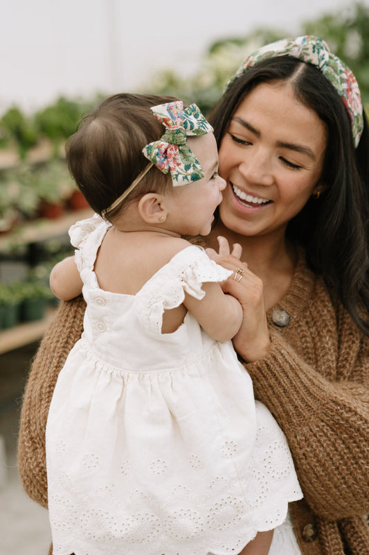 Gran's House Petite Hair Bow