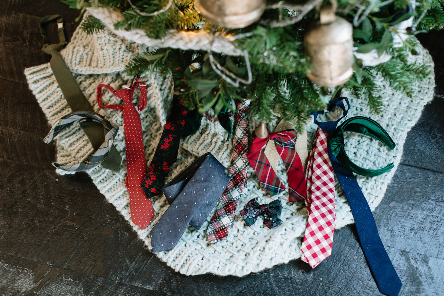 Green Velvet Petite Hair Bow