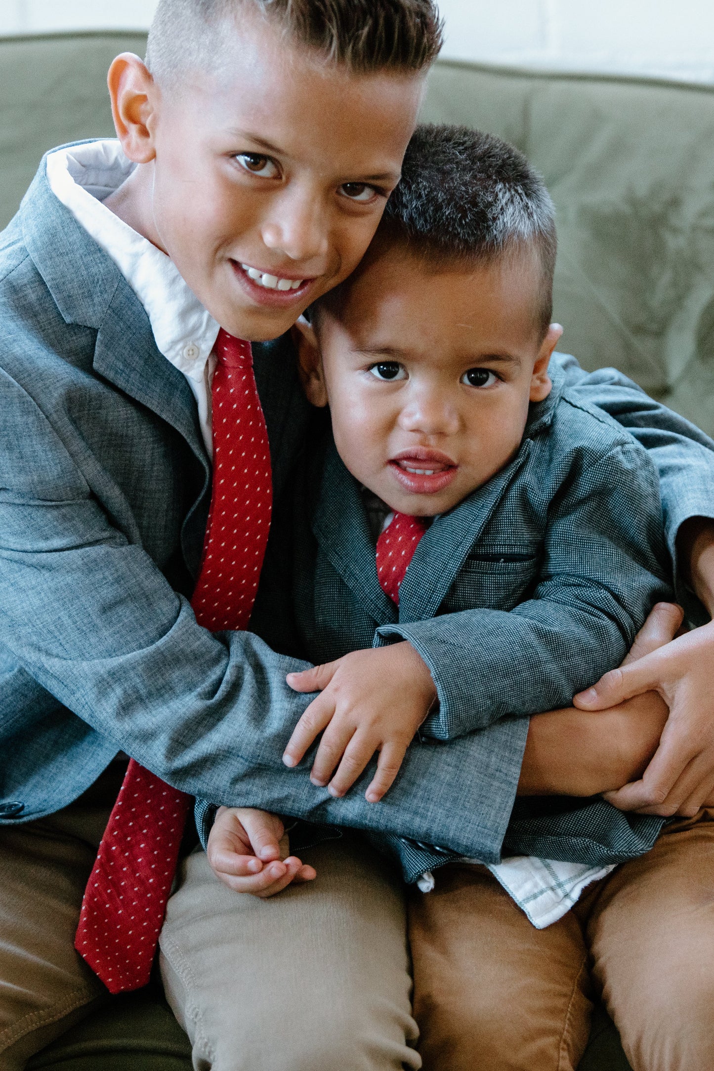 Apple -  Boys Tie