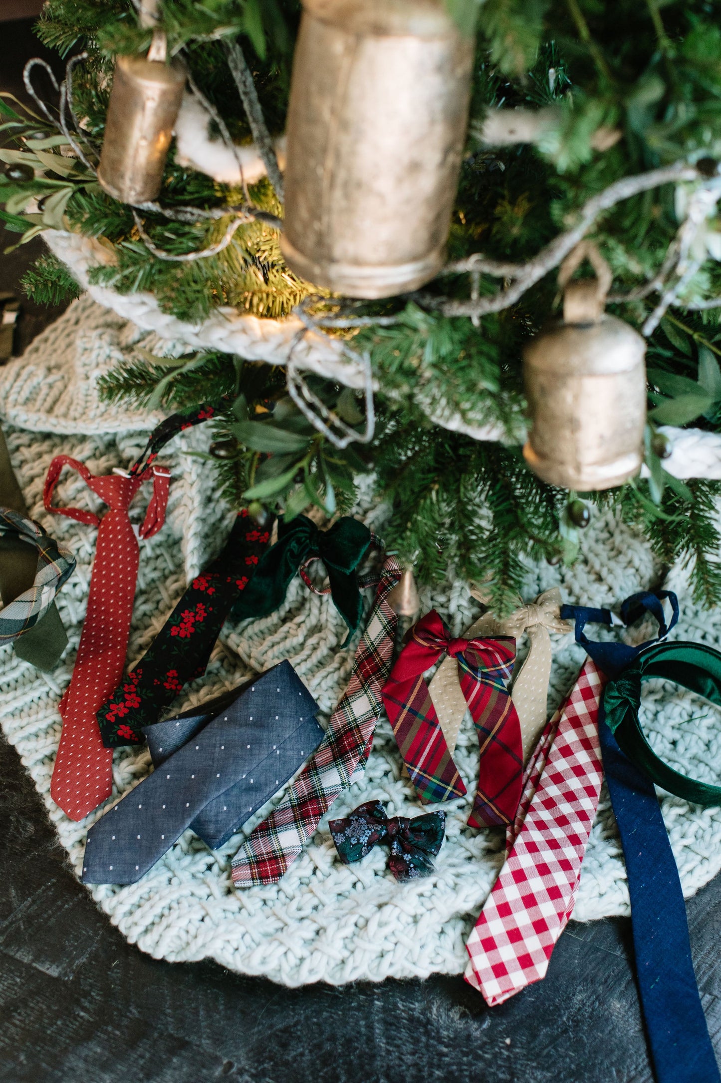 Classic Christmas Men’s Tie