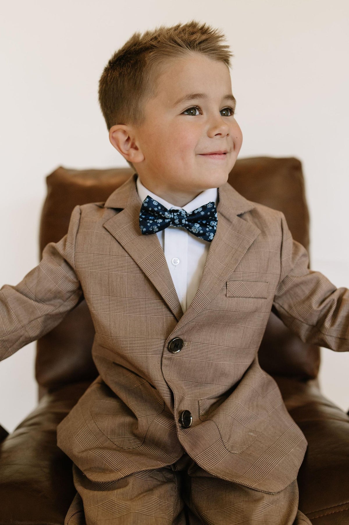 Lake Como - Boys Bow Tie