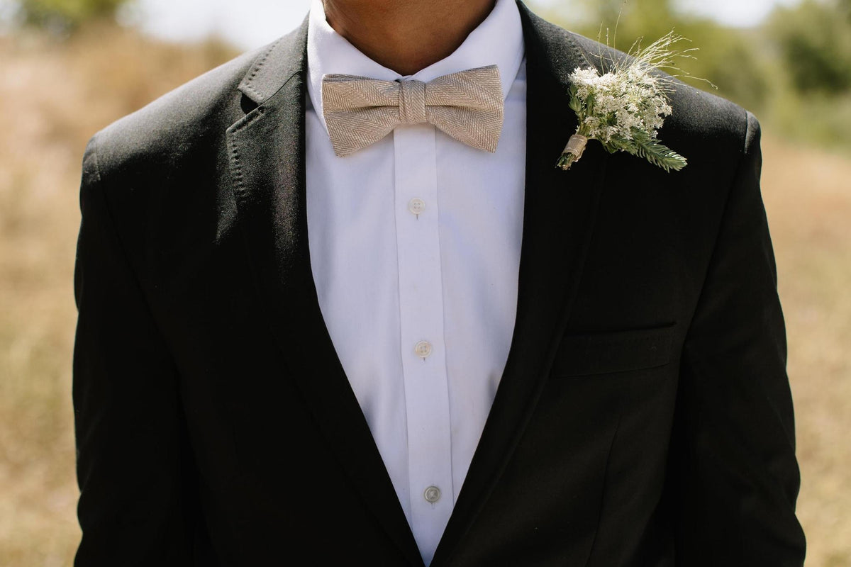 Parchment Tweed - Men's Pre-tied Bow Tie
